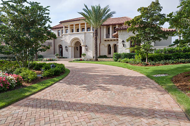 Reliable Tipton, MO Driveway Pavers Solutions